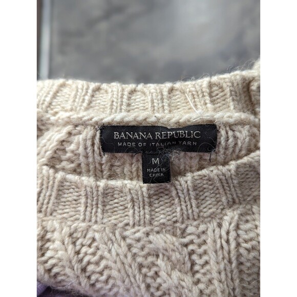 Banana Republic Medium Cream Sweater w Fringe Made of Itallian Yarn - Picture 5 of 6